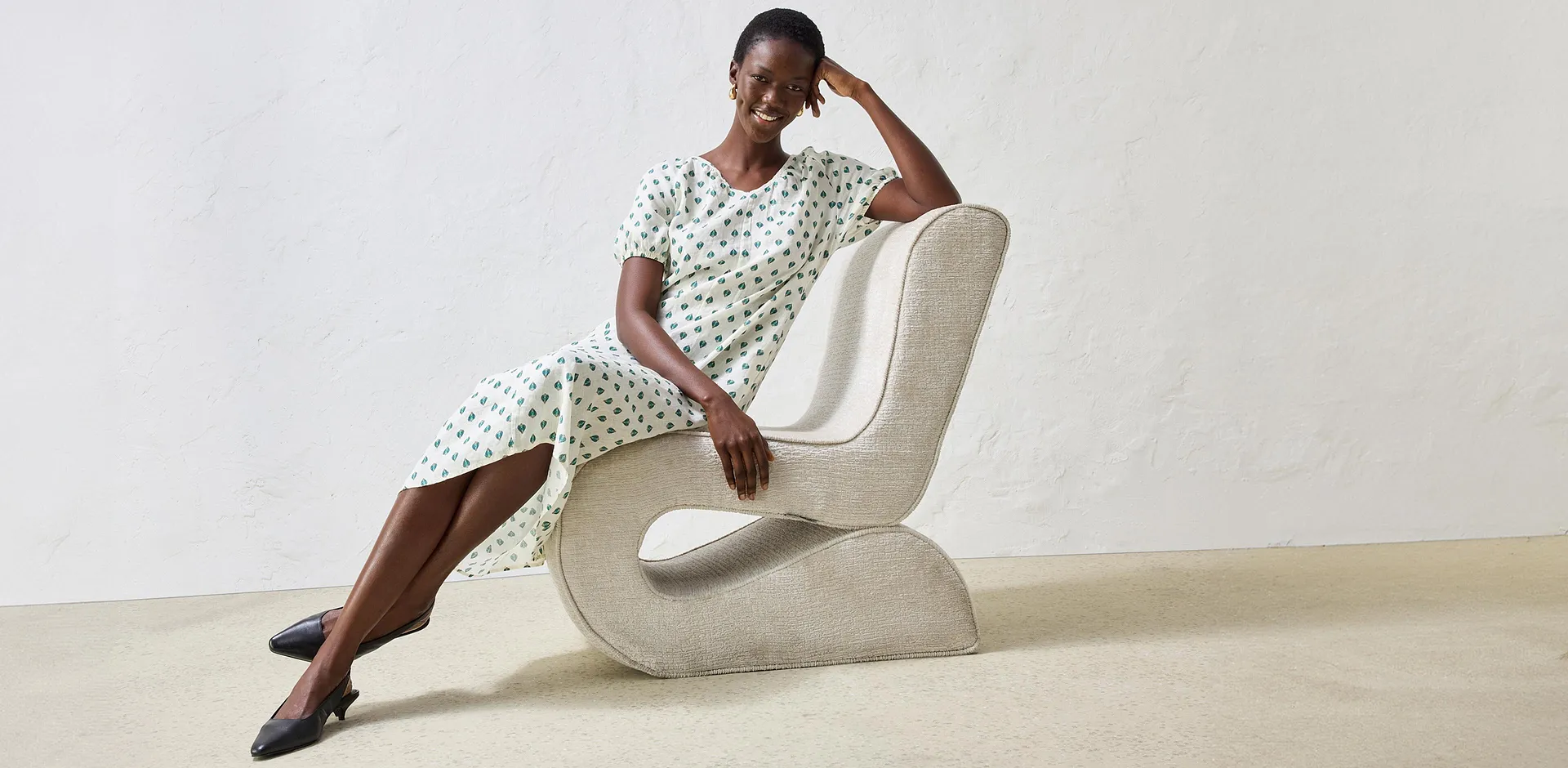 Tendance - Robe 100% lin - cr&egrave;me/vert poivre imprim&eacute;