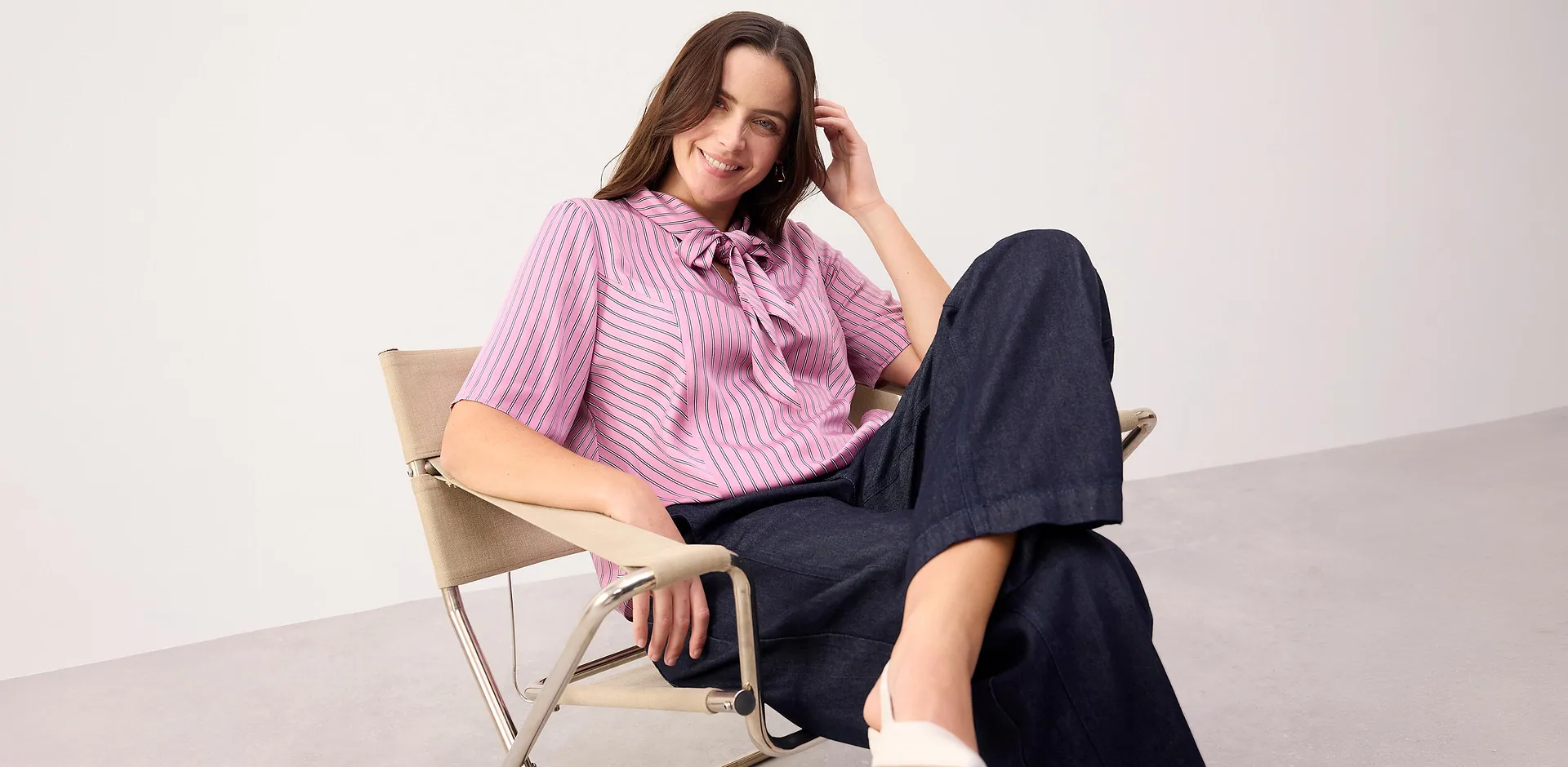 Tendance - Blouse &agrave; lavalli&egrave;re en modal doux - mauve/bleu fonc&eacute;/blanc ray&eacute;