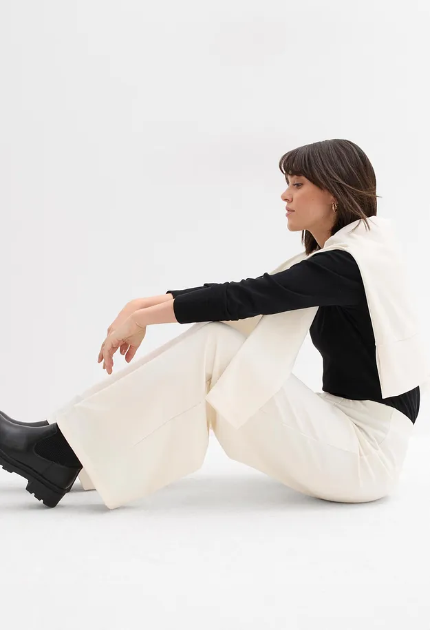 Tendance - Pantalon large et confortable en Punto di Roma - blanc nacr&eacute;