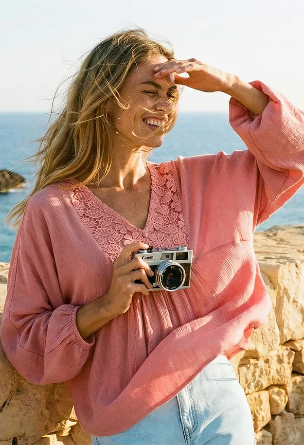 Tendance - Blouse en viscose fine - marron poudr&eacute;