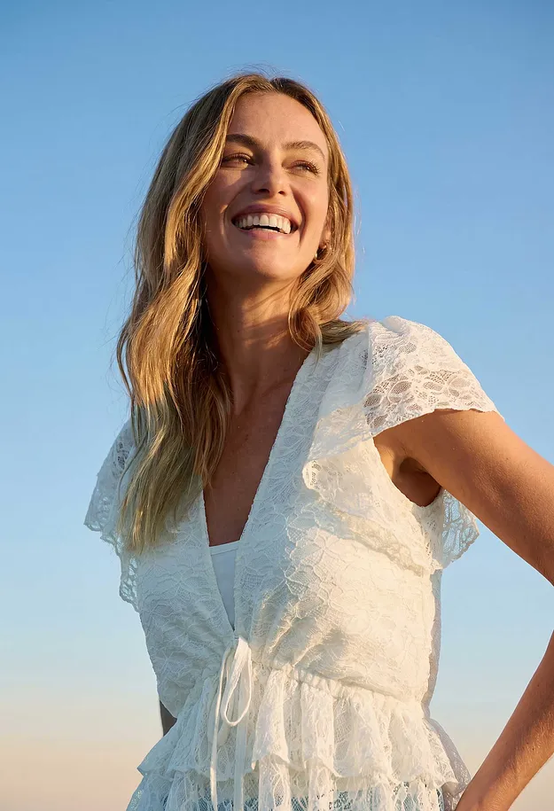 Femme - T-shirt court en dentelle - &eacute;cru