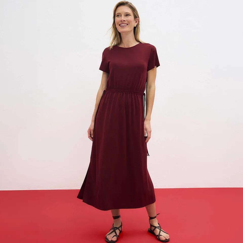 Femme - Robe douce en jersey piqu&eacute; - rouge rubis