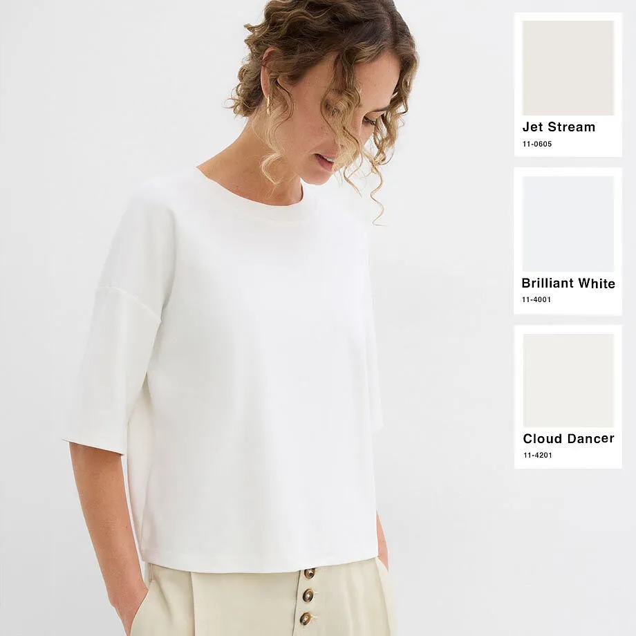 T-shirt blanc basique &agrave; manches mi-longues.