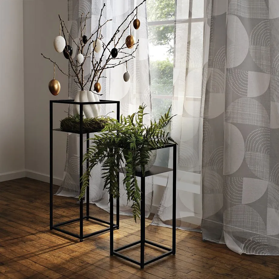 D&eacute;co de P&acirc;ques minimaliste en noir et blanc.