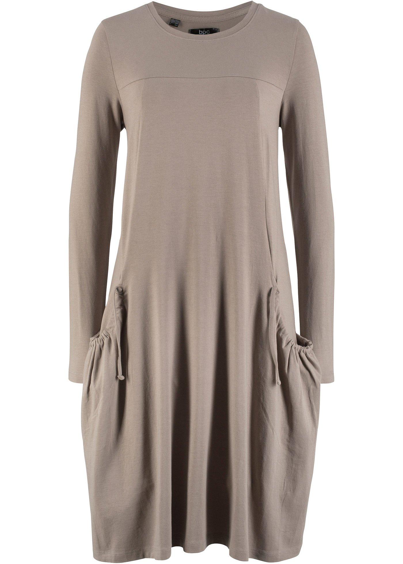 Robe oversize évasée avec poches