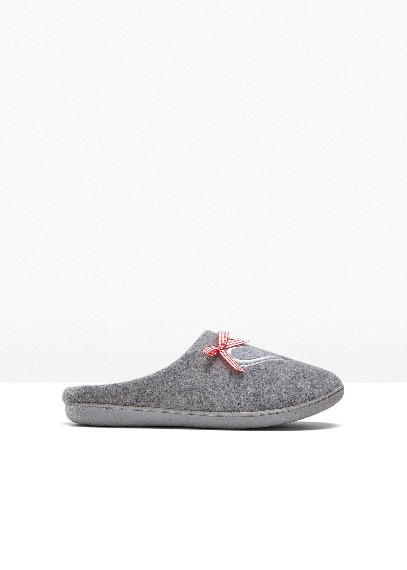 Chaussons motif cœur