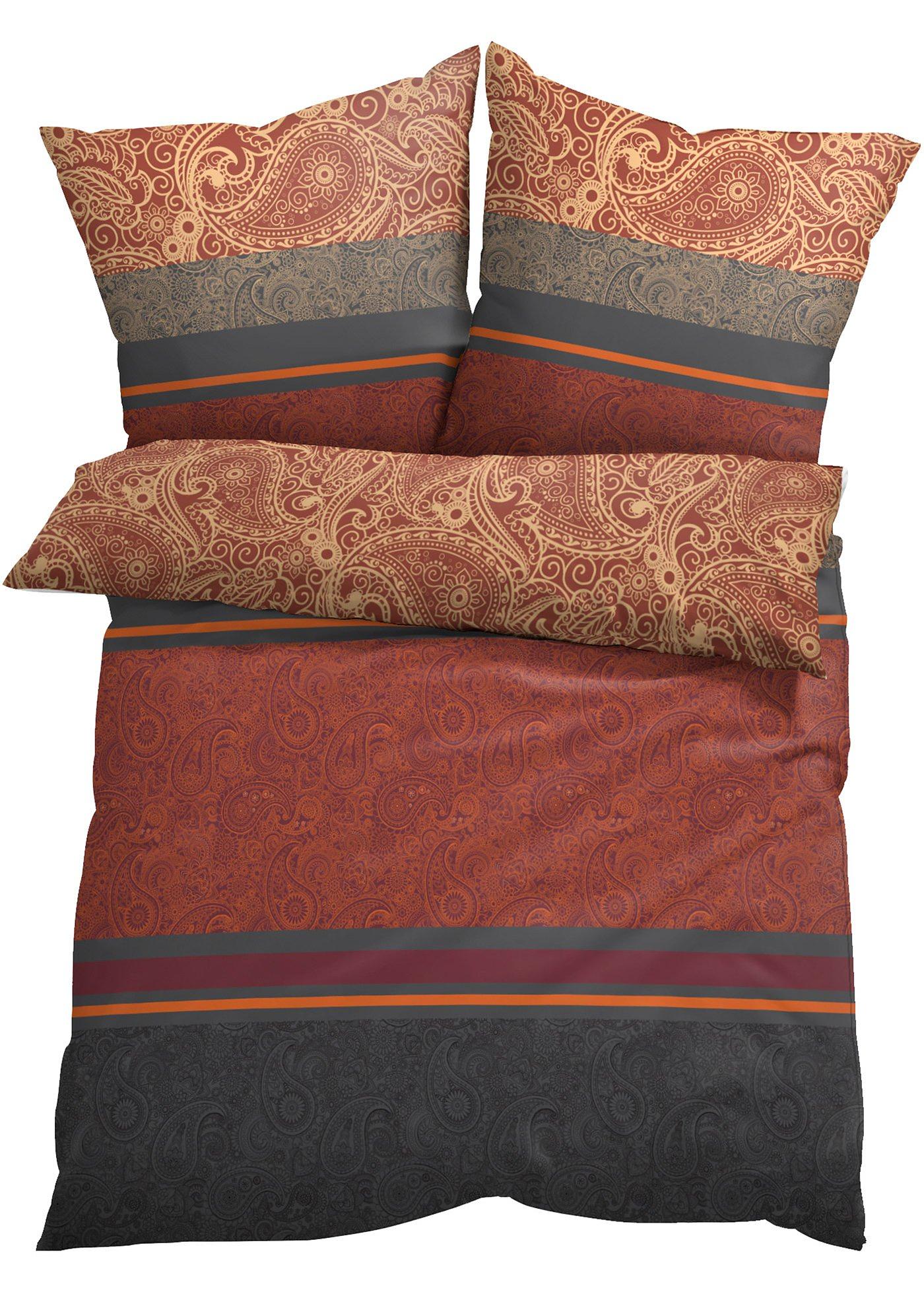 Parure de lit à motif ornement