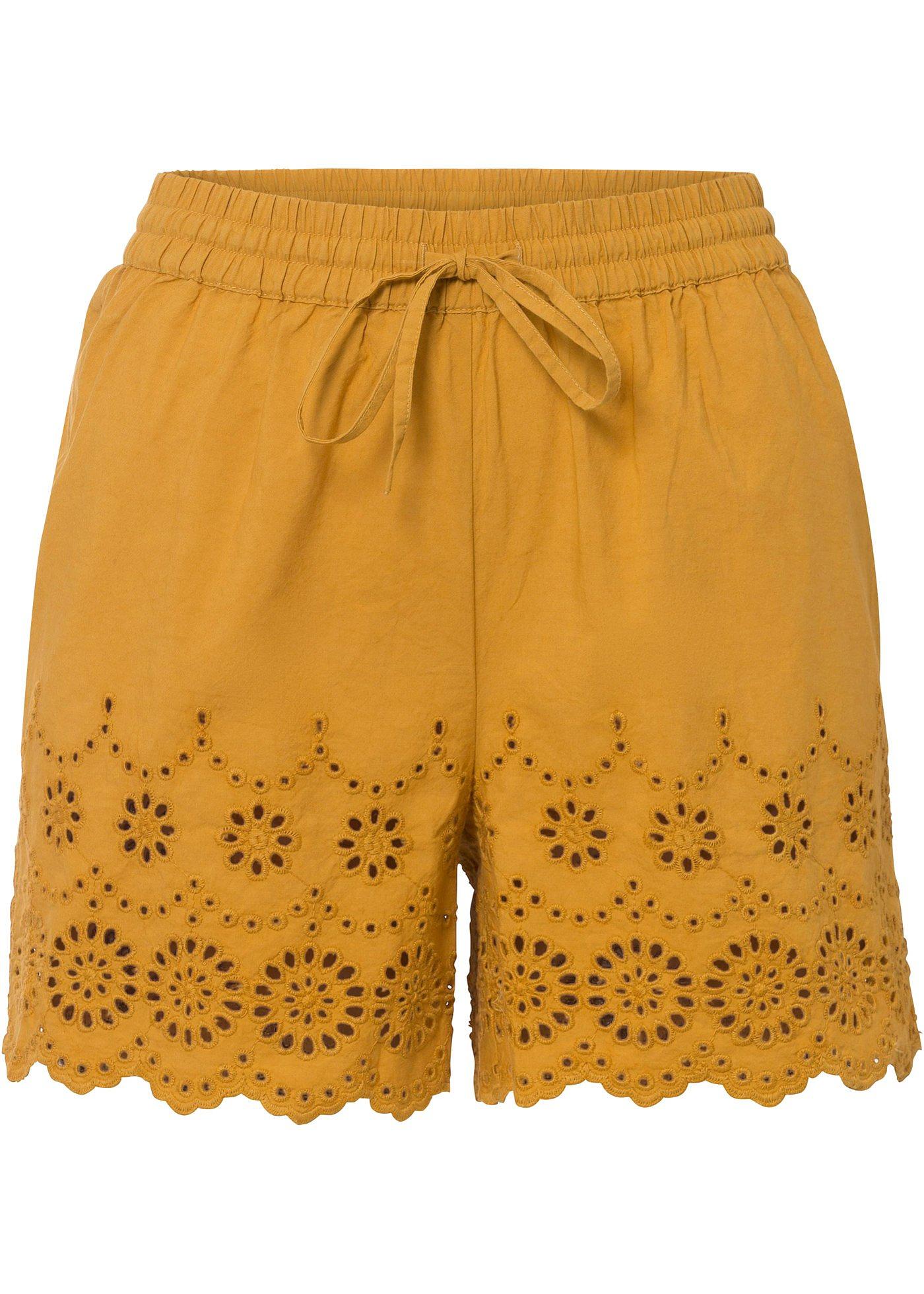 Short à broderie ajourée