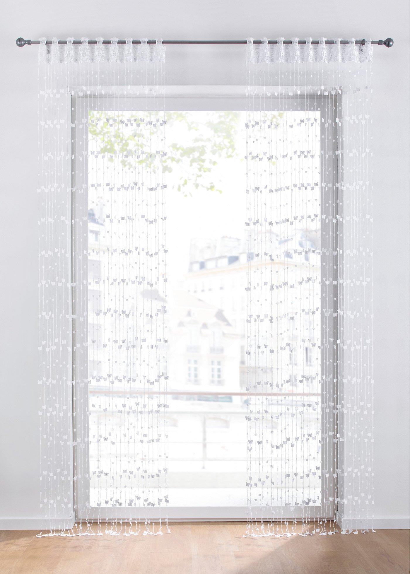 Rideau de fils avec papillons