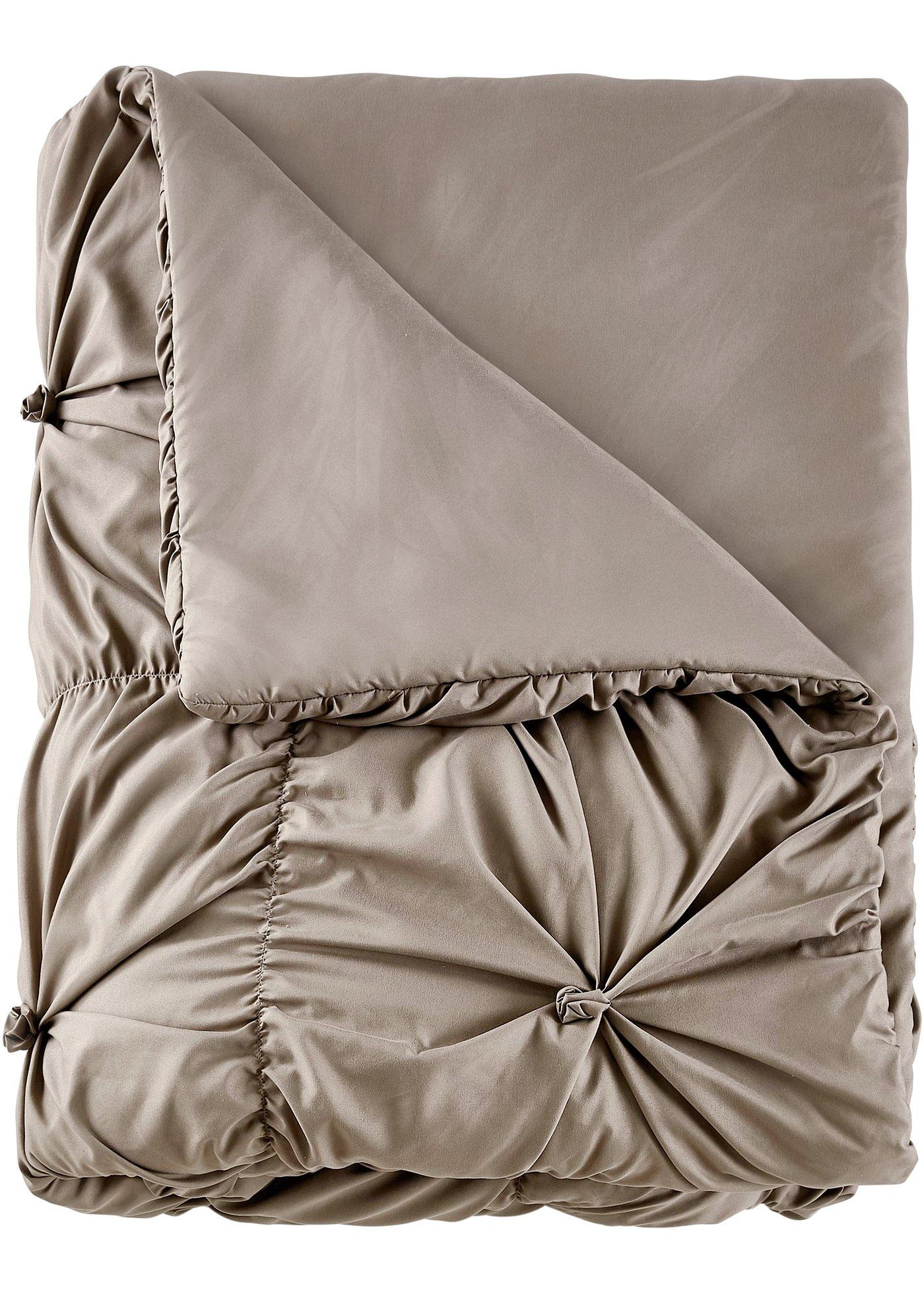 Jeté de lit à volants