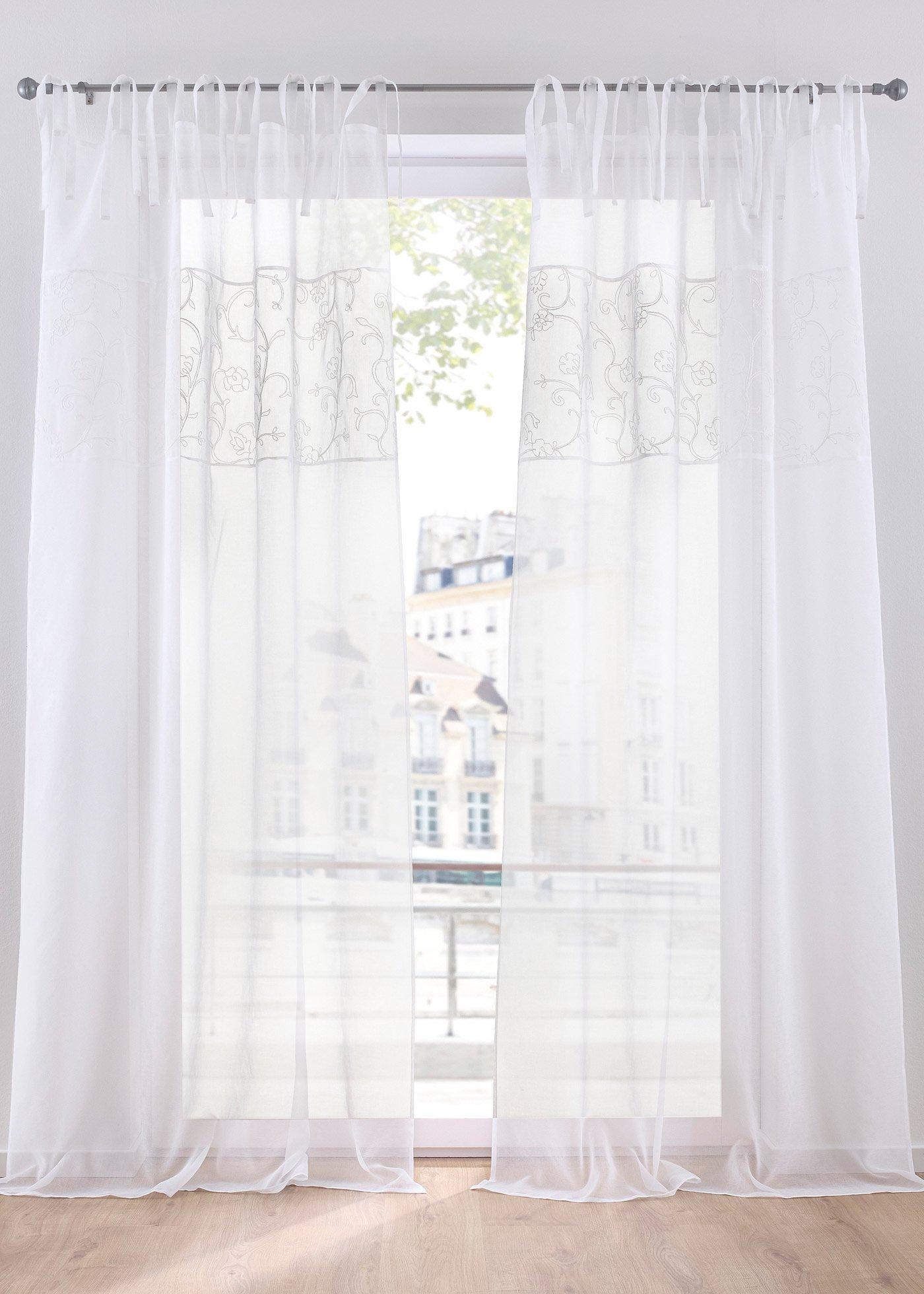 Voilage avec broderie (1 pce.)