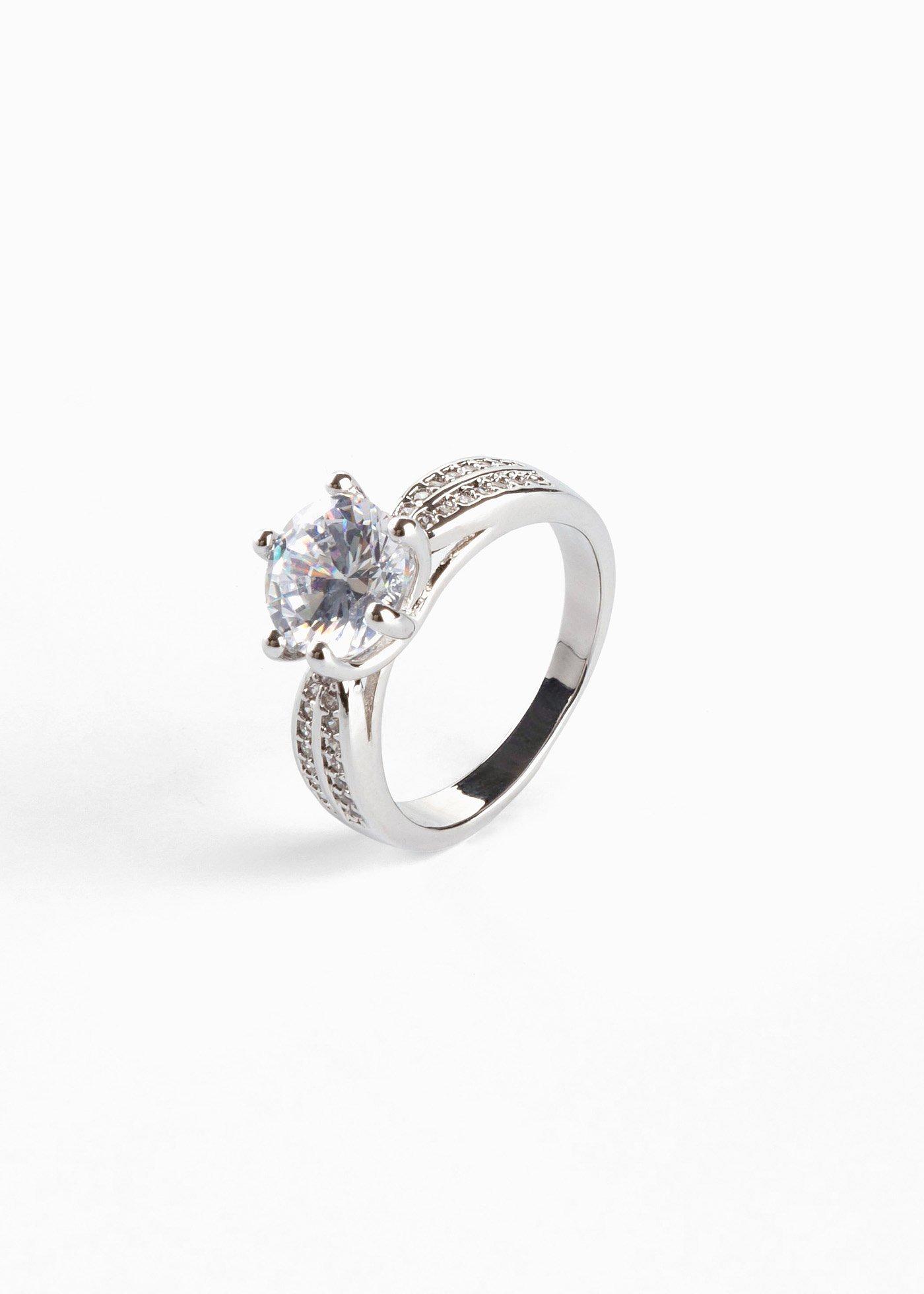 Bague en acier inoxydable avec zirconium