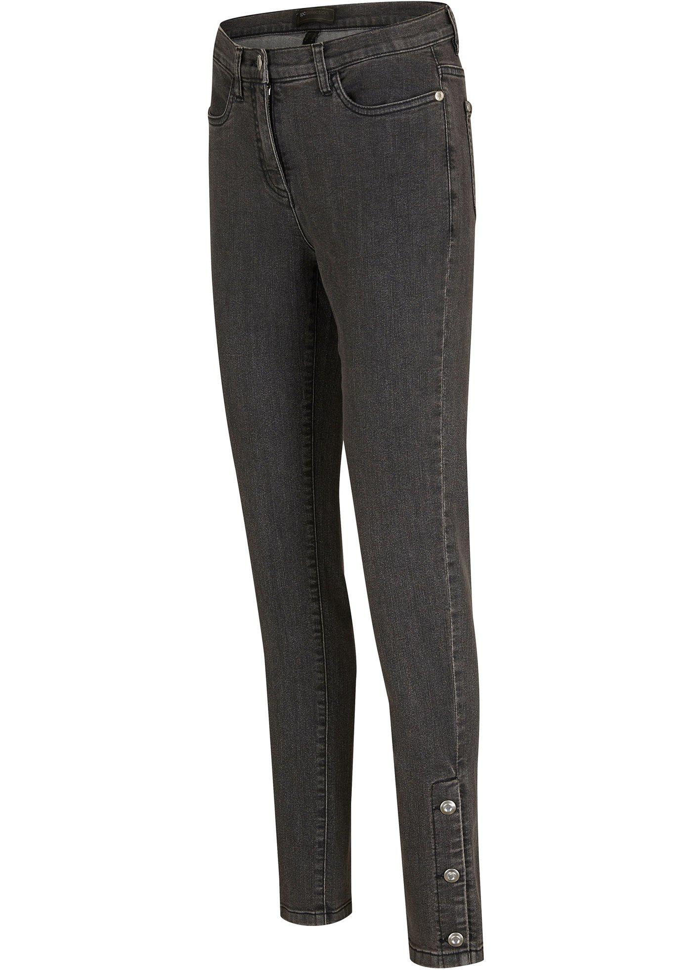 Jean avec boutons brillants