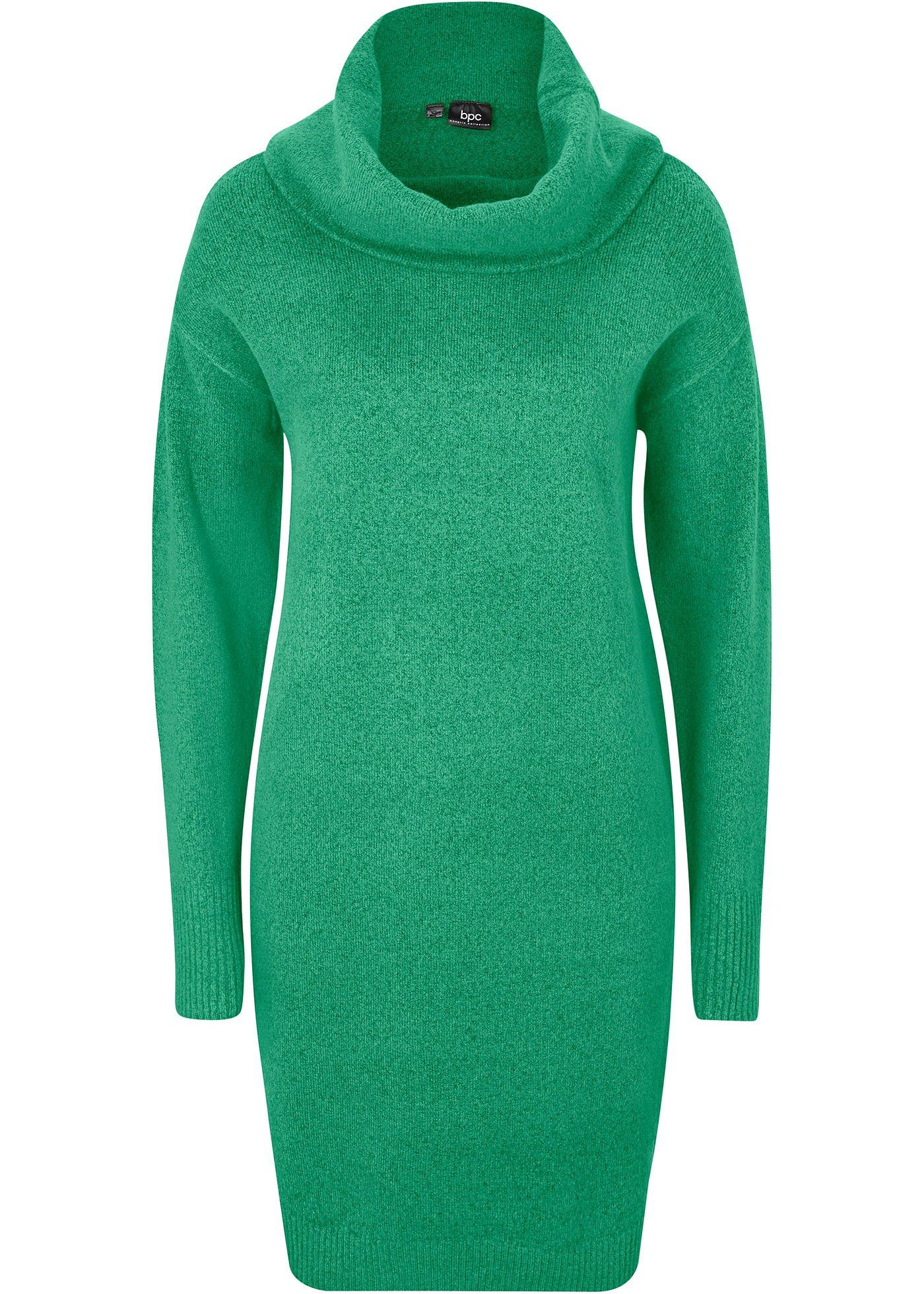 Robe en maille à col large