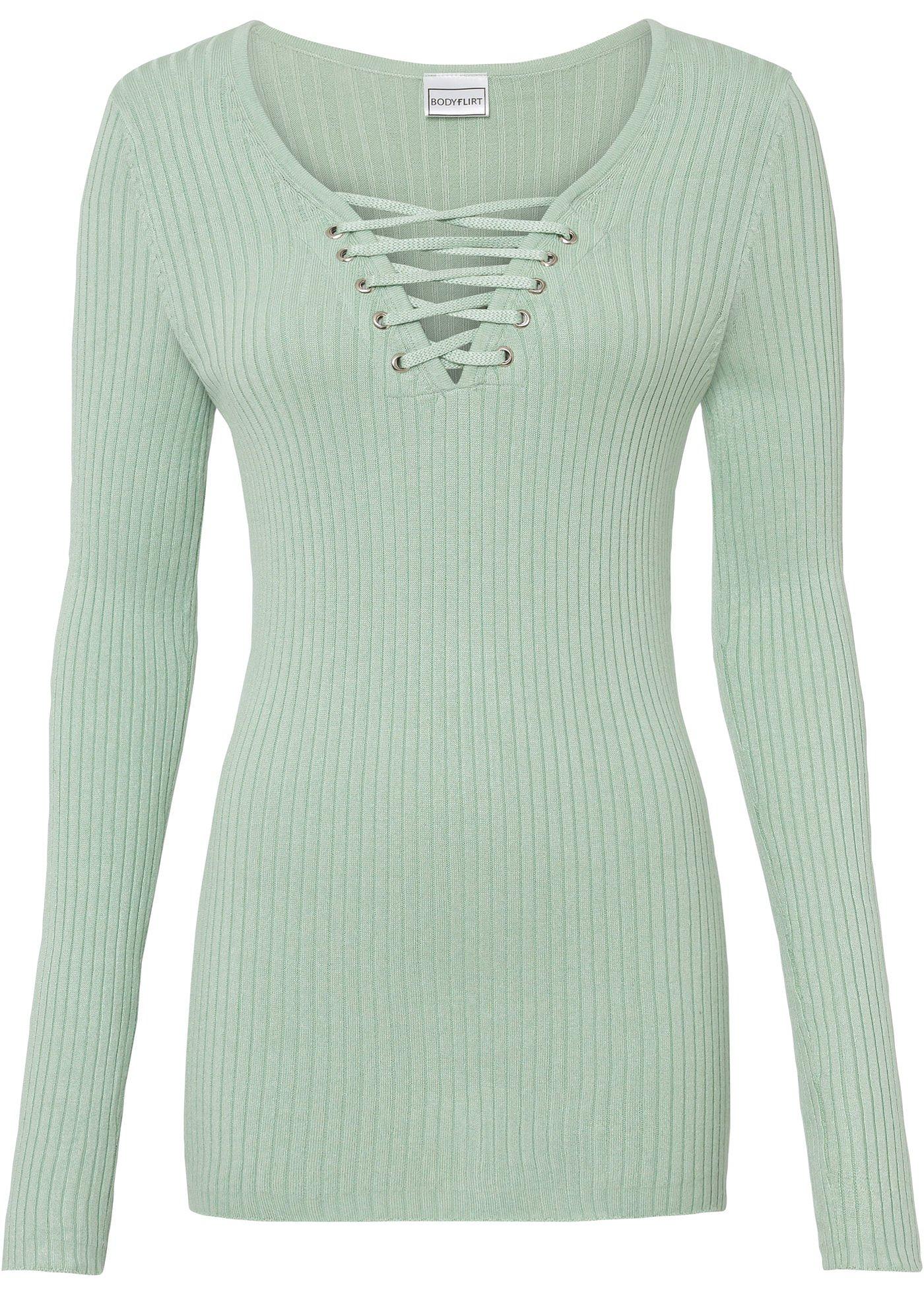 Pull à fines côtes avec laçage