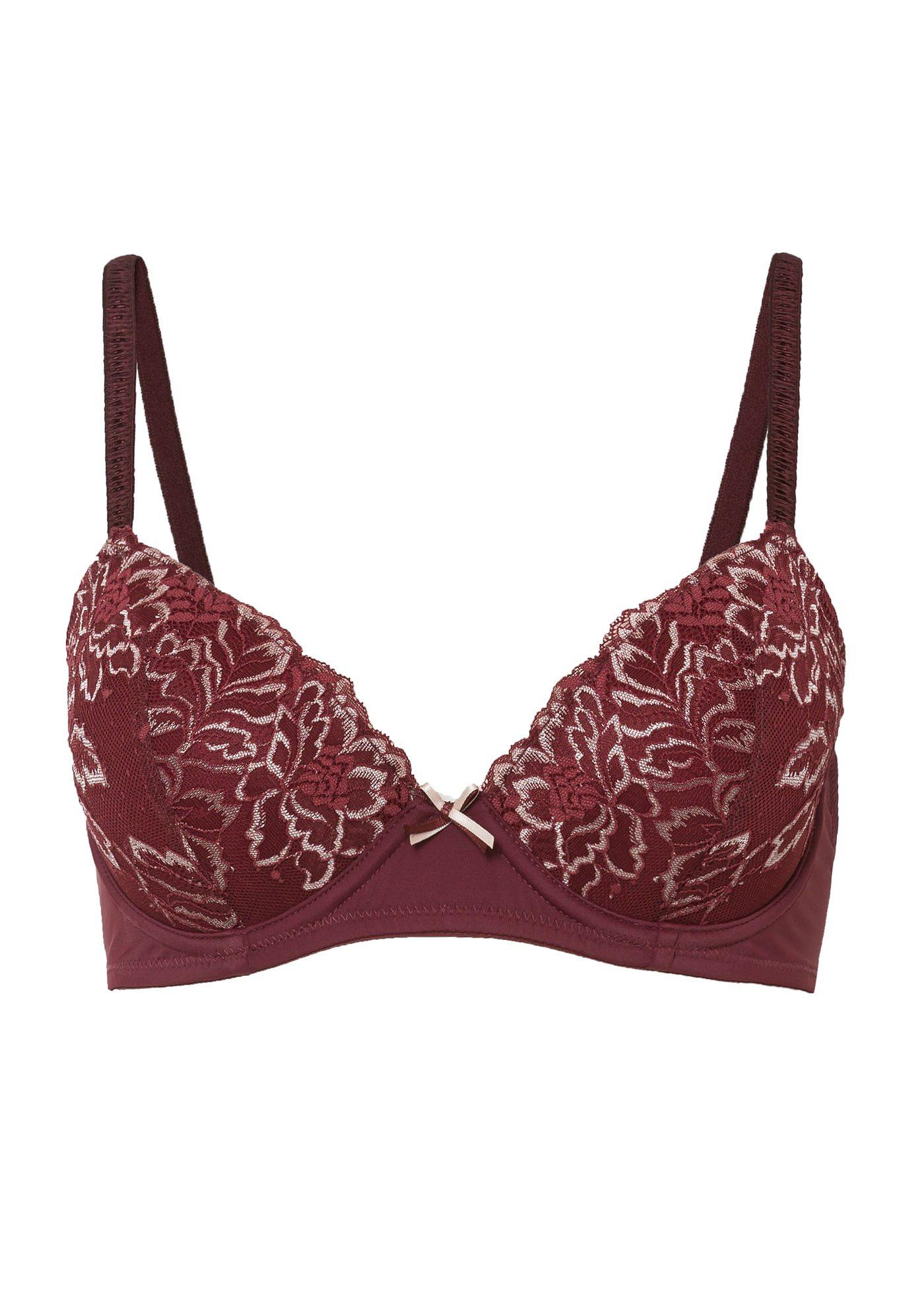 Soutien-gorge à coques et armatures