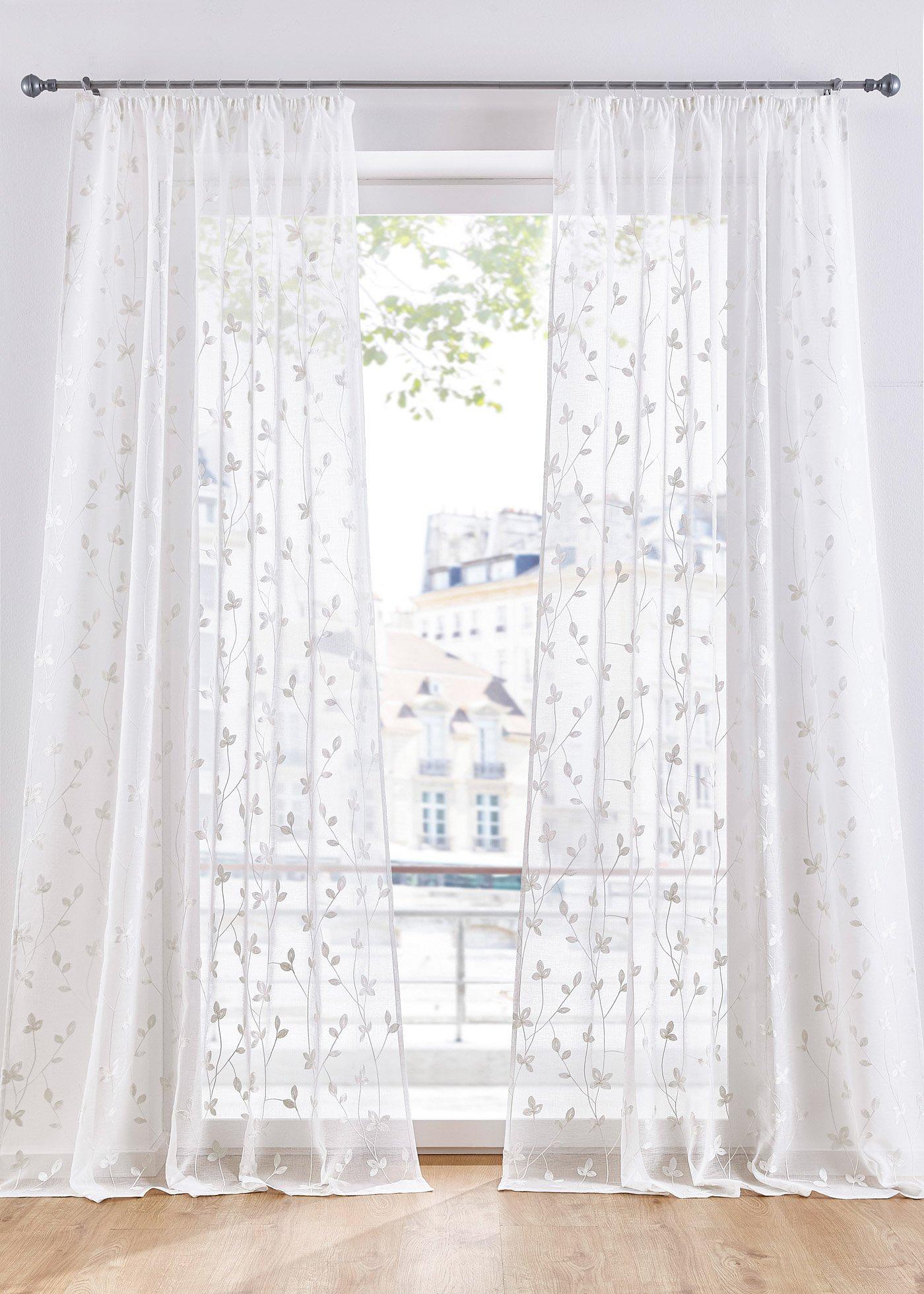 Voilage avec broderie florale