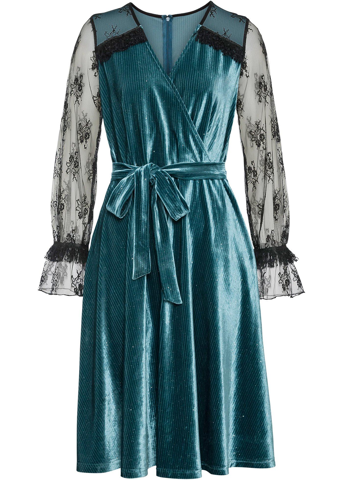 Robe en velours à dentelle