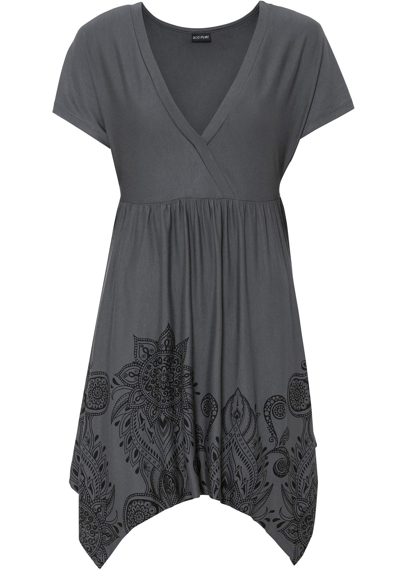 T-shirt avec base à pans