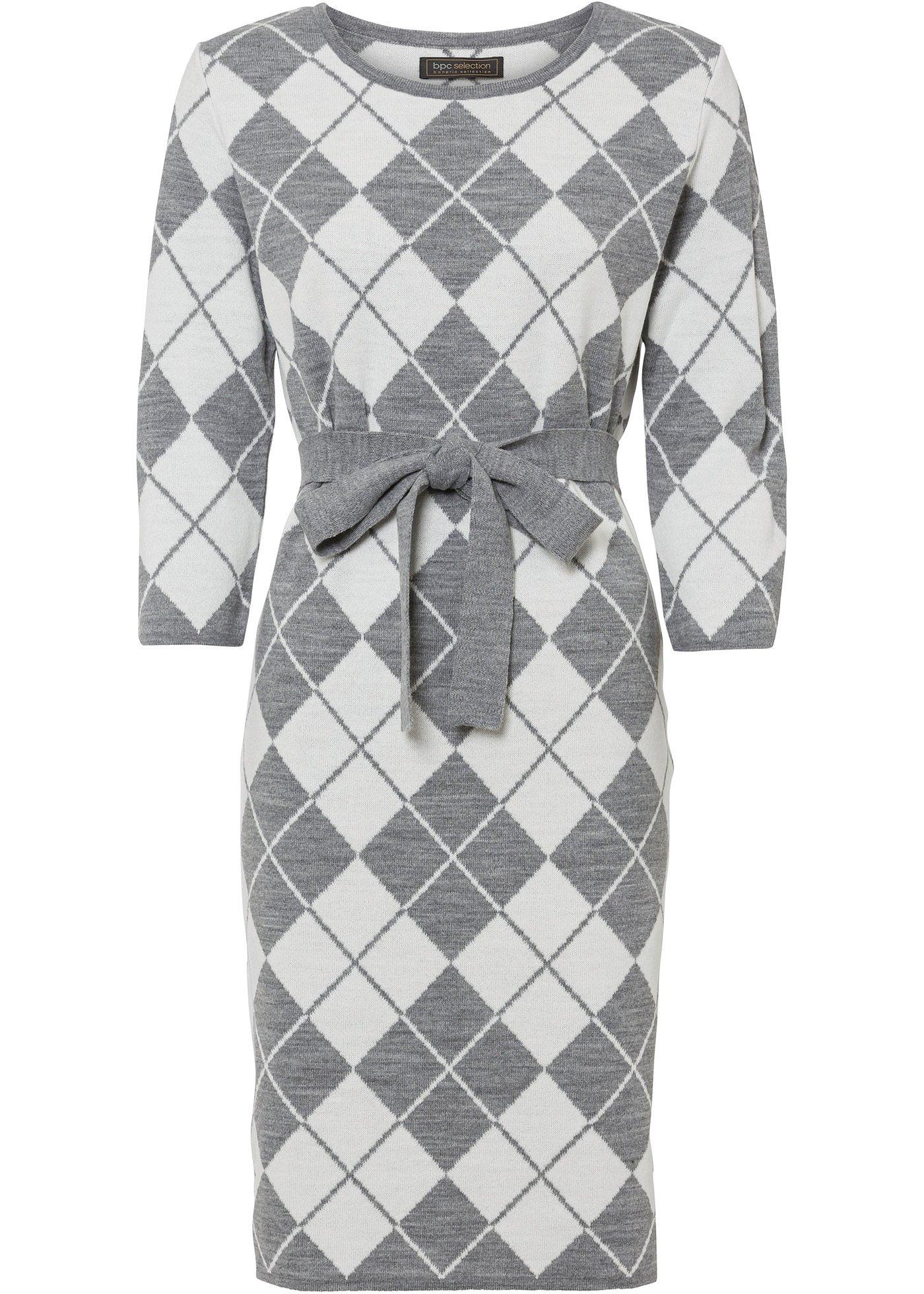 Robe en maille avec ceinture