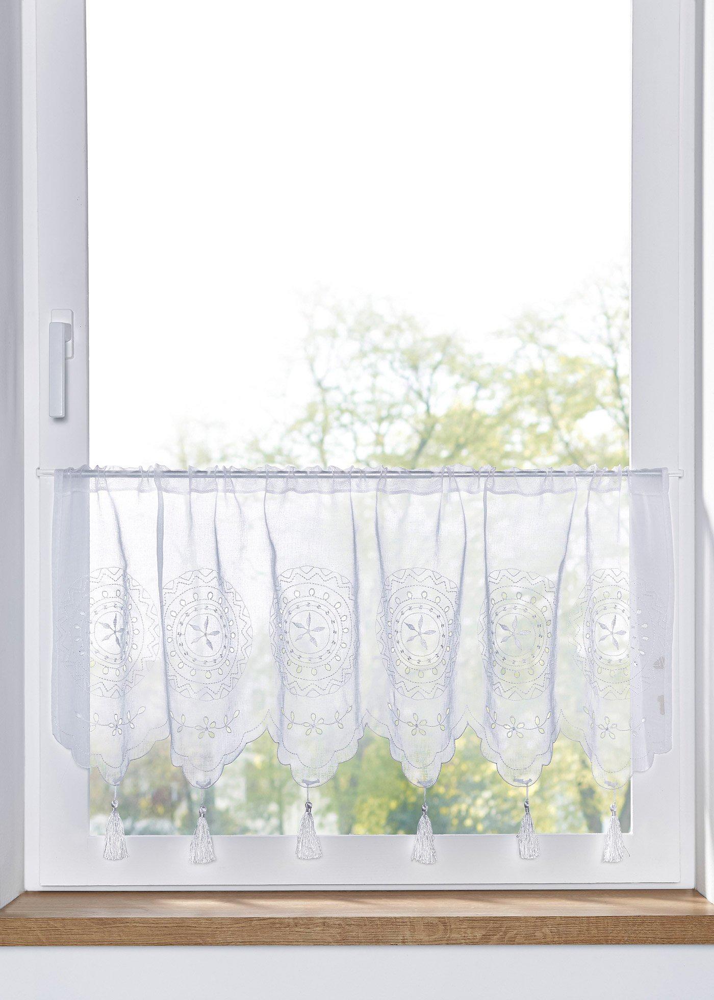 Brise-bise avec bordure brodée