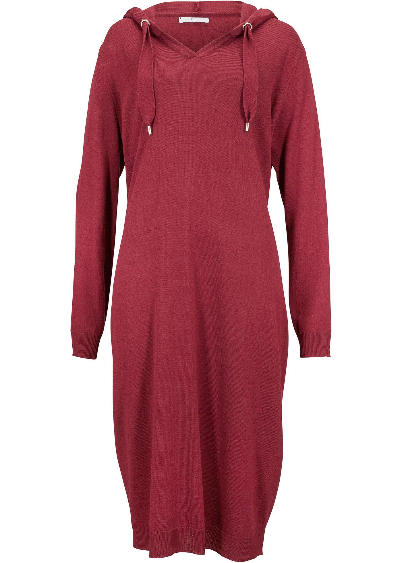 Robe en maille avec capuche