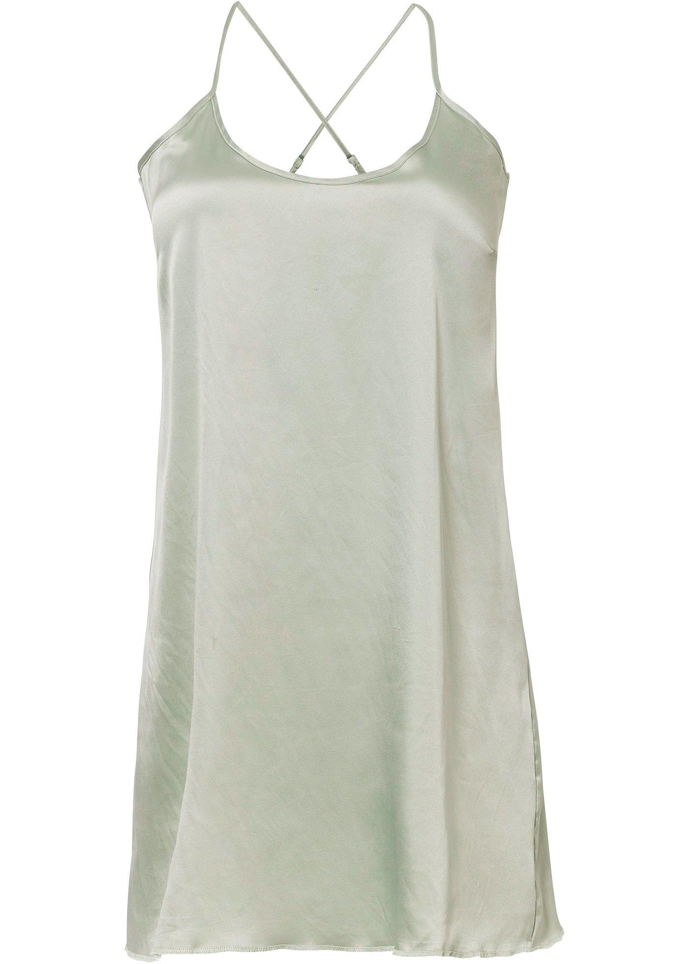 Nuisette en satin en tissu fluide