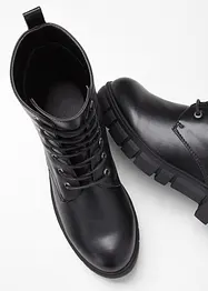 Boots à lacets et semelle crantée, bonprix