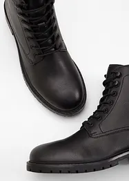 Boots lacées à semelle crantée, bonprix