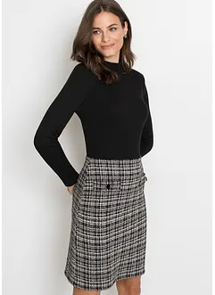 Robe courte et fluide en viscose mélangée, bonprix