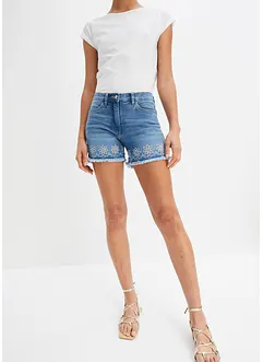 Short en jean avec broderies anglaises, bonprix