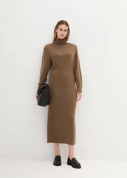 Robe cintrée à col roulé entièrement en laine mérinos de qualité supérieure