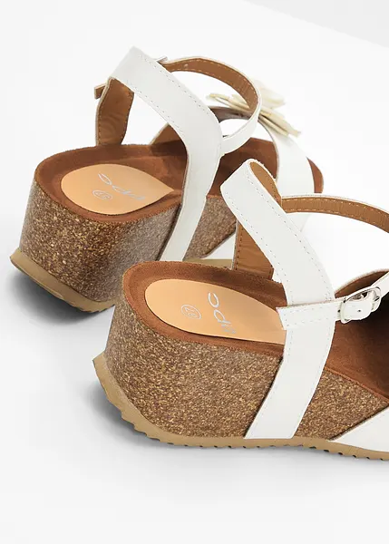 Sandales compensées estivales avec boucle blanc