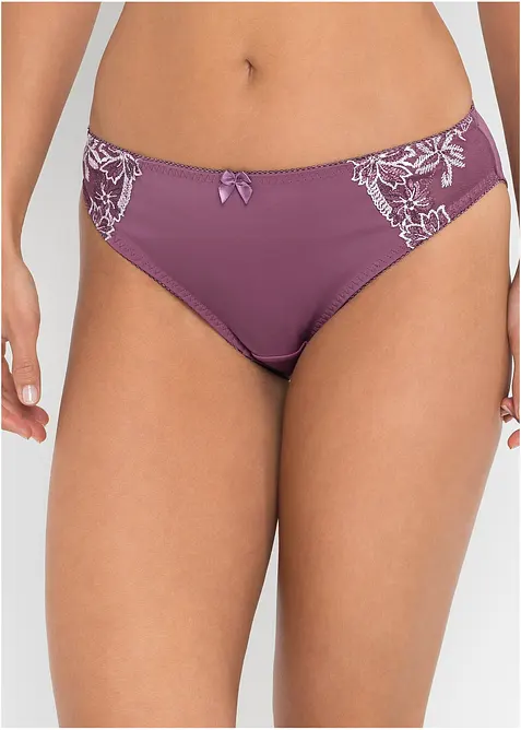 Slips avec de jolies broderies, bonprix