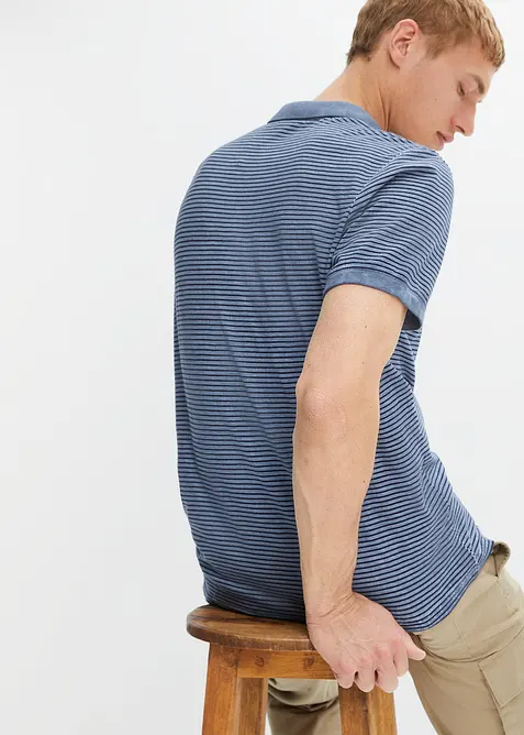 Polo aspect d&eacute;lav&eacute;, manches courtes, bonprix