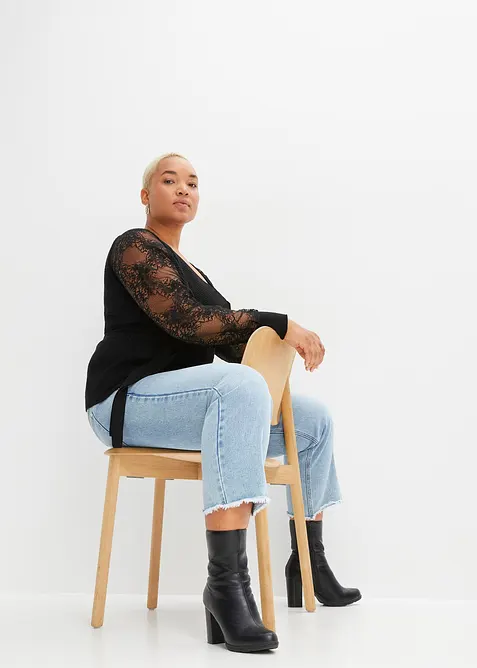 Pull en fine maille avec dentelle, bonprix