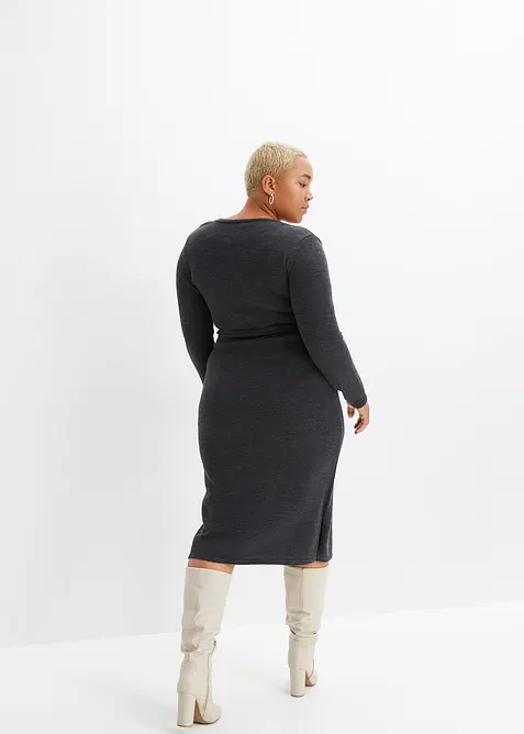 Robe midi en maille, bonprix