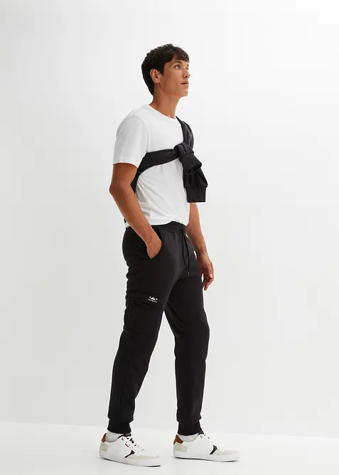 Pantalon de jogging avec poches cargo et doublure peluche, bonprix