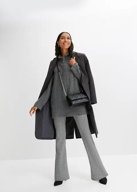 Pull long en maille torsadée, bonprix