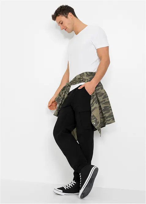 Pantalon taille extensible avec poches cargo, droit et regular, bonprix