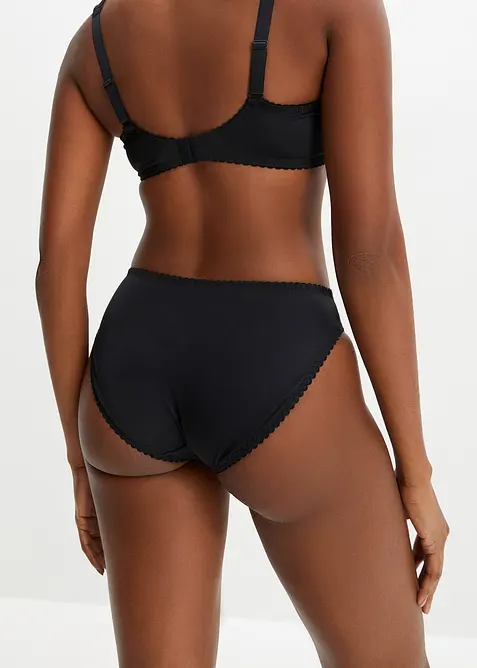 Slip avec une jolie dentelle, bonprix