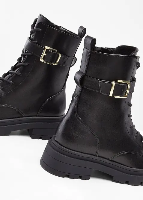 Boots lacées avec boucle, bonprix