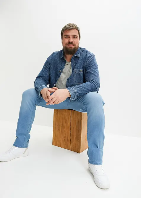 Jean slim l&eacute;ger, droit, bonprix