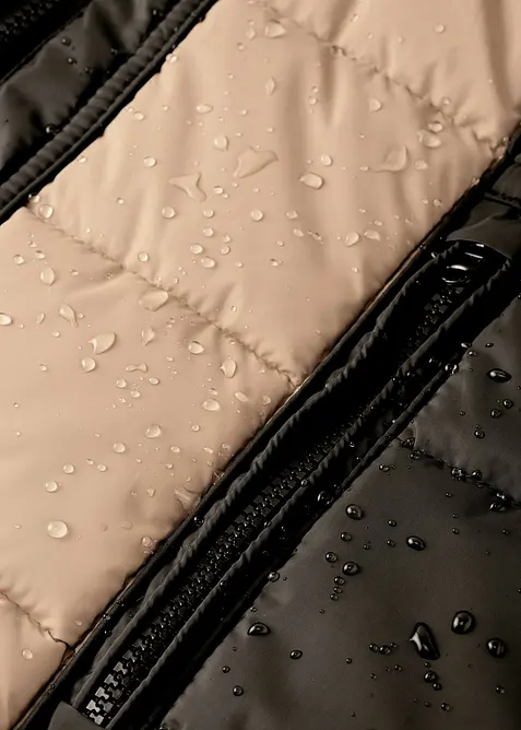 Manteau outdoor imperméable avec bordure peluche, bonprix