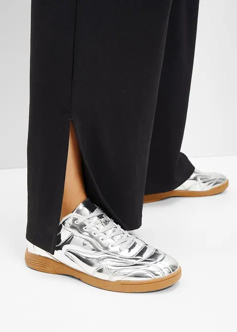 Sneakers au look r&eacute;tro, bonprix