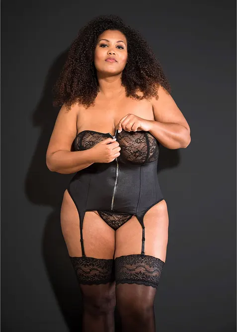 Gu&ecirc;pi&egrave;re avec porte-jarretelles et string (Ens. 2 pces.), bonprix