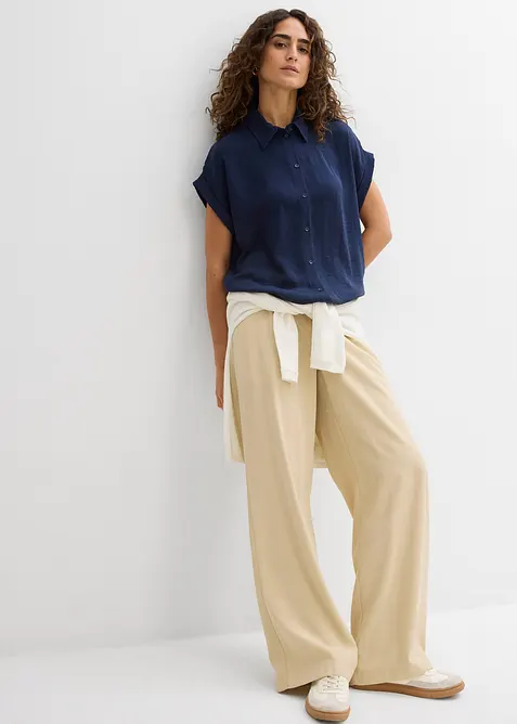 Chemisier manches courtes avec polyester recyclé, bonprix