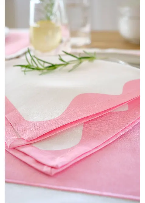 Lot de 2 serviettes de table en coton avec bordure contrastante, bonprix
