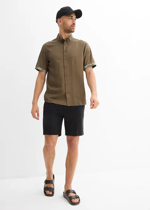 Chemise manches courtes en viscose, slim, bonprix