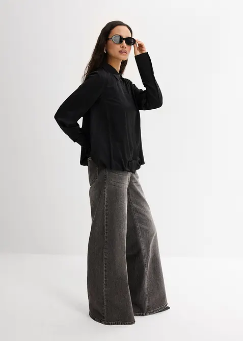 Chemisier en satin de viscose mélangée, bonprix